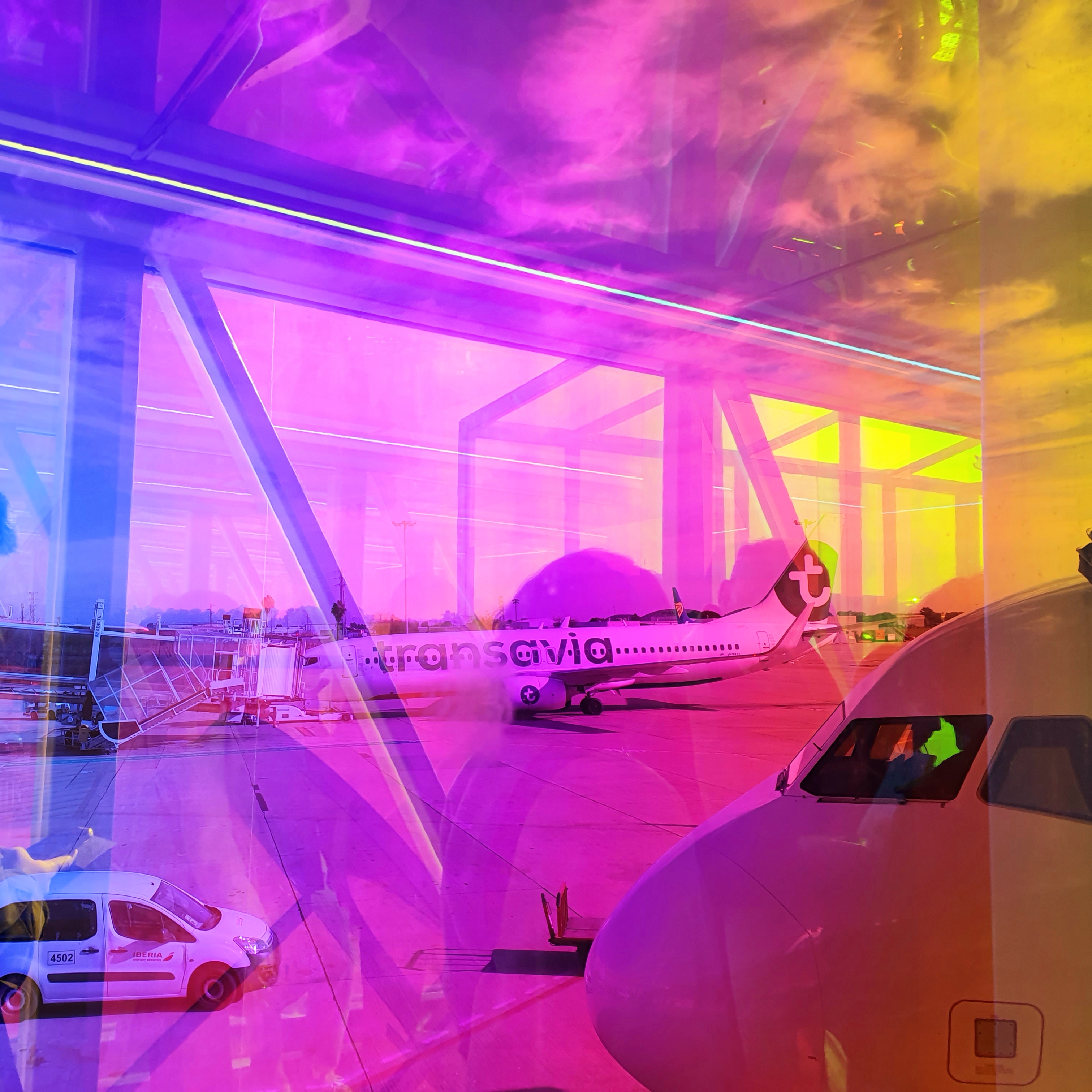 passenger bridge airport