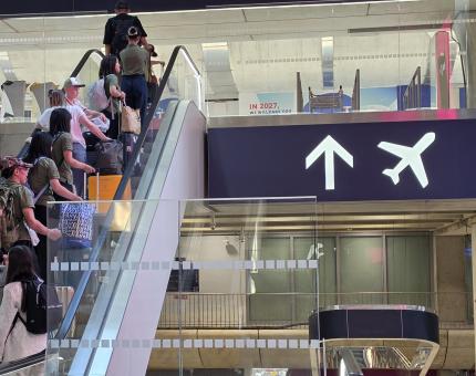 airport passenger escalator