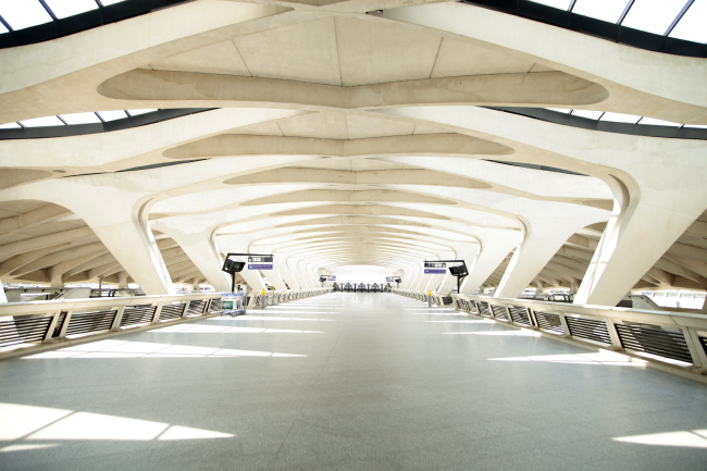 Nos équipes d'ingénieurs spécialisées en SÛRETÉ interviennent en audit, conseil et maîtrise d’œuvre pour analyser les risques, auditer les moyens de sûreté existant et diagnostiquer les points faibles relatifs à la sûreté.